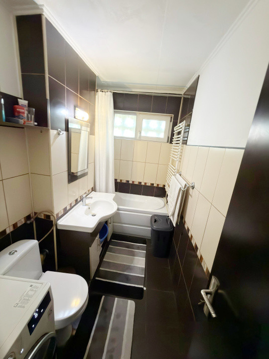 Apartament 3 camere, decomandat, 68mp, zona Spitalul Judetean 