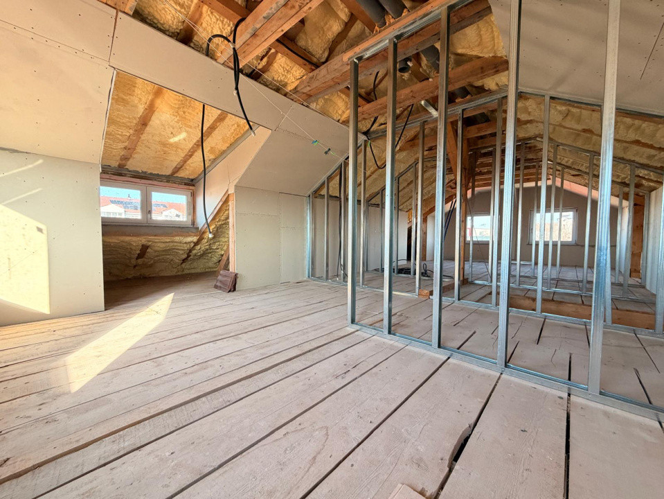 Casa 12 camere, 320 mp utili, teren 1500 mp - GATAIA