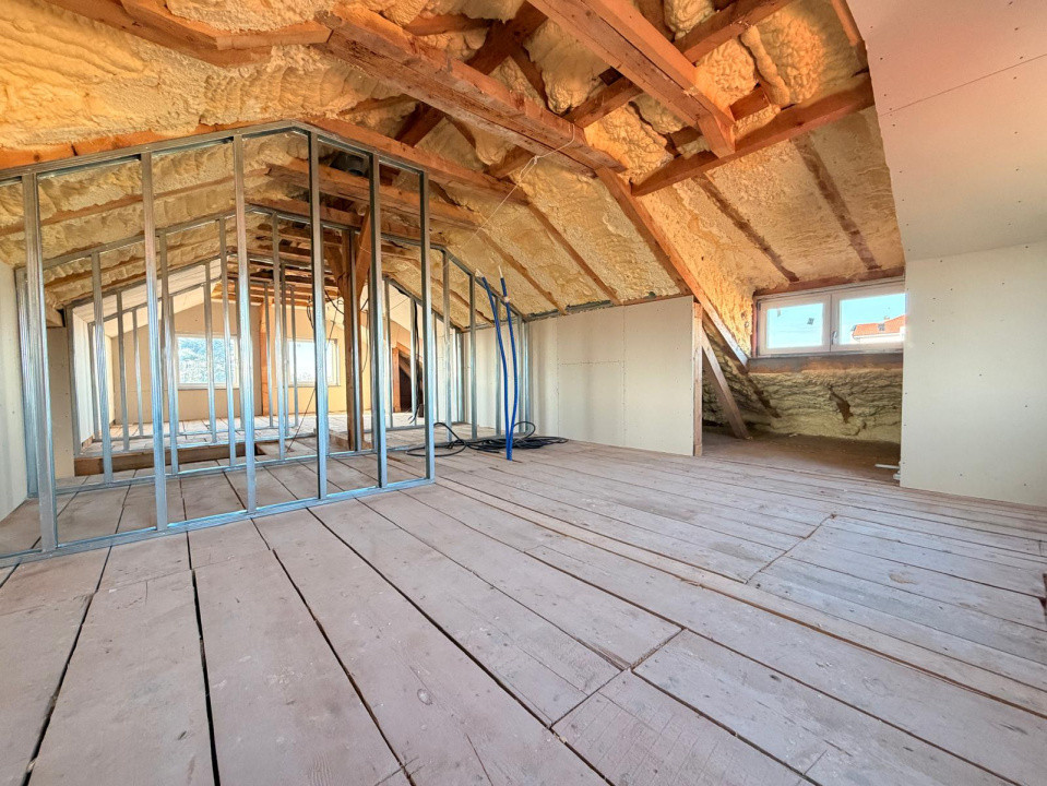 Casa 12 camere, 320 mp utili, teren 1500 mp - GATAIA