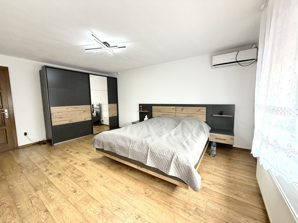 Triplex spatios pe colt, 3 camere, 94 mp utili, 250 mp teren - Dumbravita