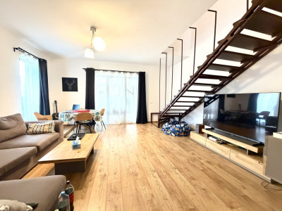 Triplex pe colt, 3 camere, 94 mp utili, 250 mp teren - Dumbravita