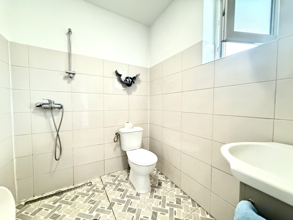 Duplex mobilat, 4 camere, 98 mp utili, 341 mp teren - Sanandrei