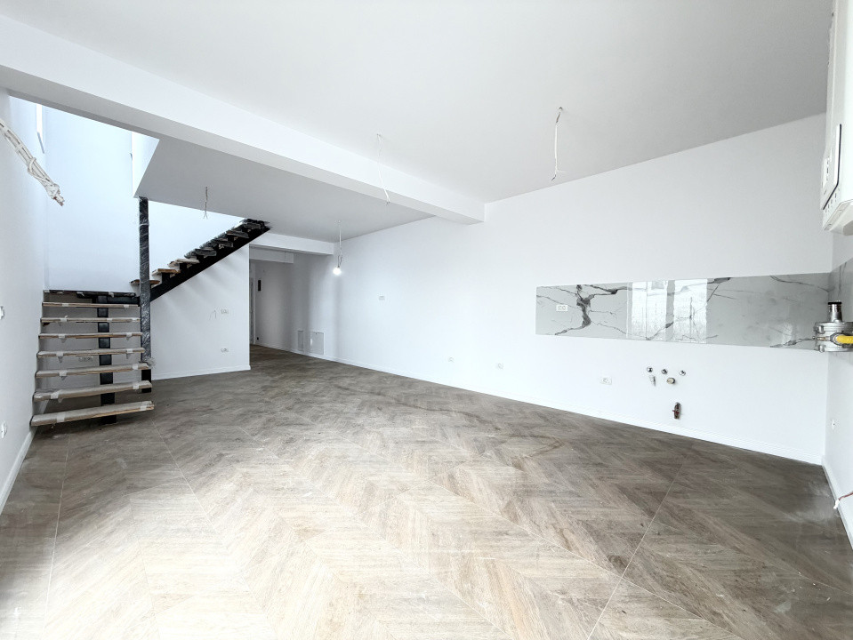 Duplex spatios, 4 camere, 110 mp utili, 360 mp teren - Covaci