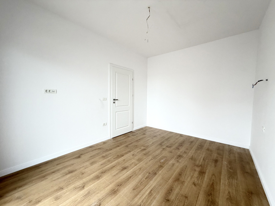 Duplex spatios, 4 camere, 110 mp utili, 360 mp teren - Covaci