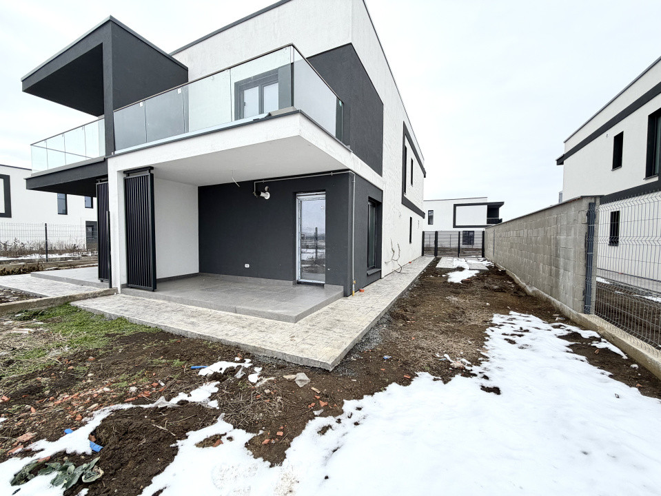 Duplex spatios, 4 camere, 110 mp utili, 360 mp teren - Covaci