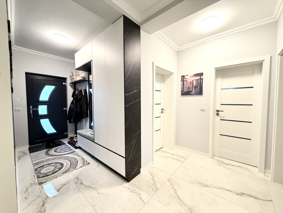 Duplex parter, 80 mp utili, 414 mp teren - Mosnita Noua