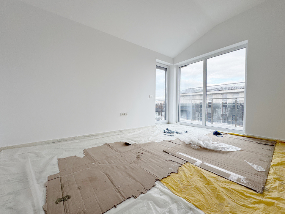 Penthouse 3 camere decomandat, 70mp utili, 30mp terasa, Giroc-Braytim