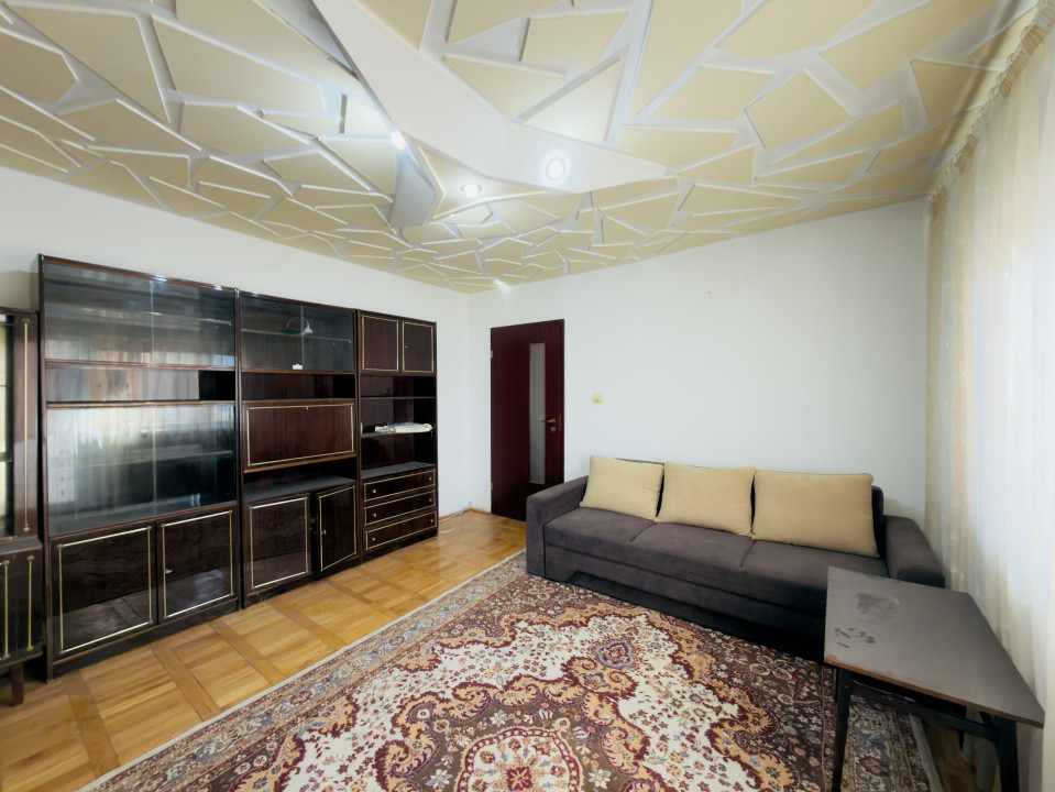 Apartament 2 camere, semidecomandat, 52mp utili, zona Girocului