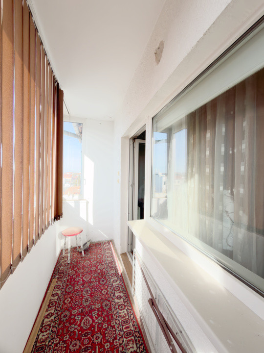 Apartament 2 camere, semidecomandat, 52mp utili, zona Girocului