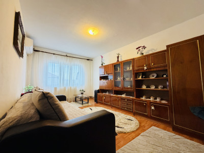 Apartament 2 camere, 47mp utili, etaj 4, zona Lipovei