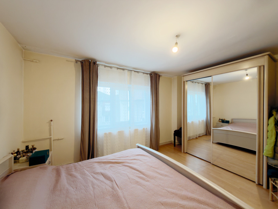 Apartament 3 camere, decomandat, 75mp utili, zona Bucovina 