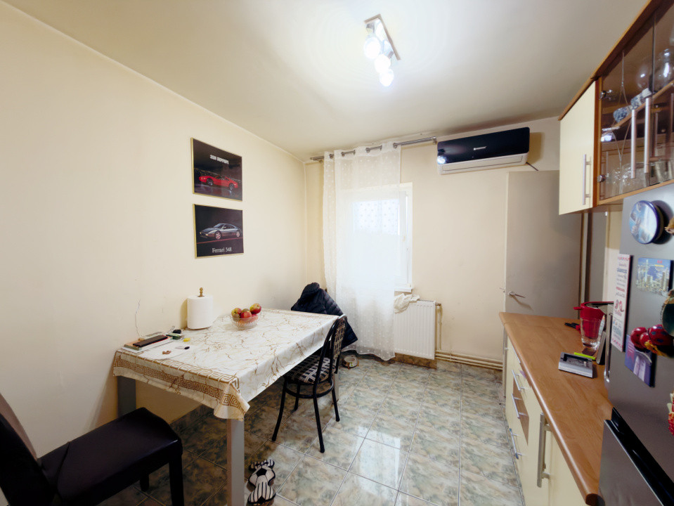 Apartament 3 camere, decomandat, 75mp utili, zona Bucovina 