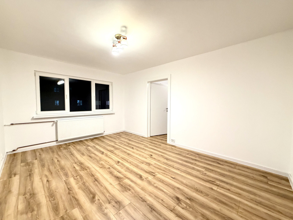 Apartament renovat modern, 2 camere, 40 mp utili - zona Cetatii 