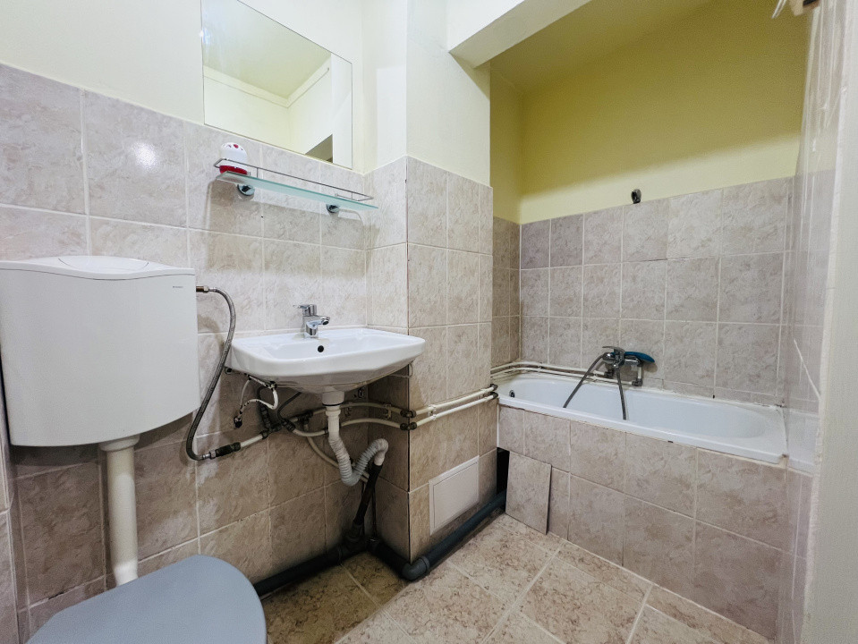  Garsoniera 22mp utili, etajul 3/4, zona Aradului