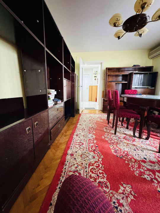 Apartament 3 camere, semidecomandat, 69mp, zona Circumvalatiunii