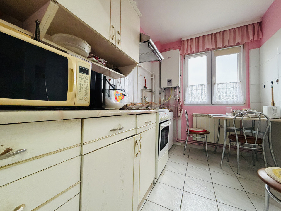 Apartament 3 camere, semidecomandat, 69mp, zona Circumvalatiunii