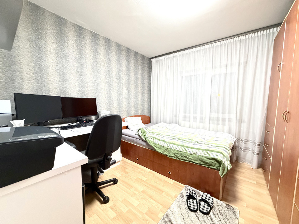 Apartament spatios, 3 camere, 70 mp utili - zona Dacia 
