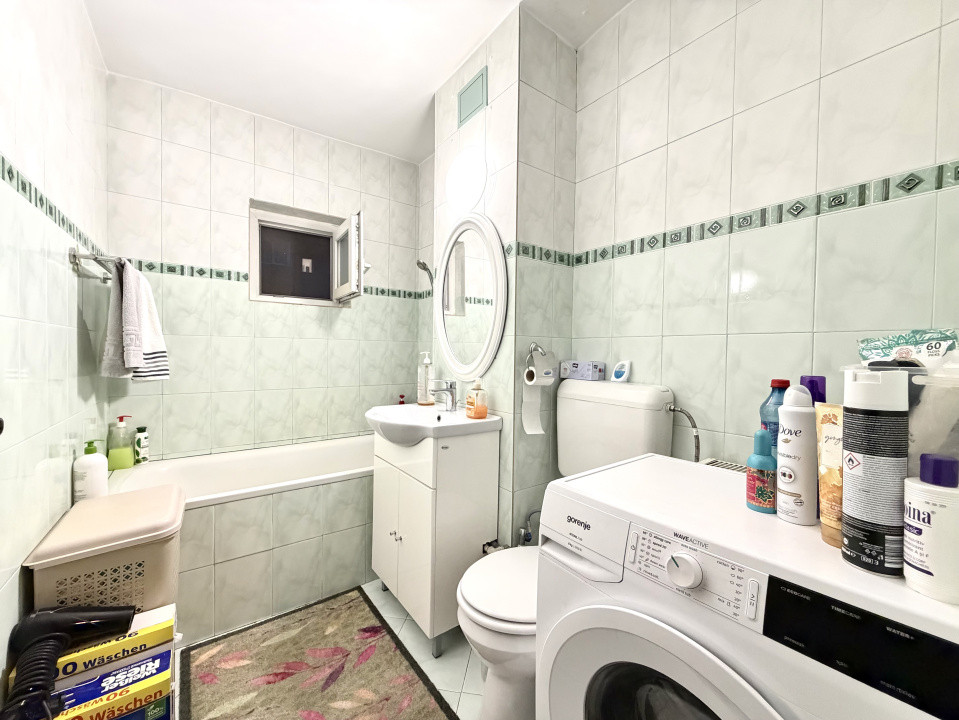 Apartament spatios, 3 camere, 70 mp utili - zona Dacia 