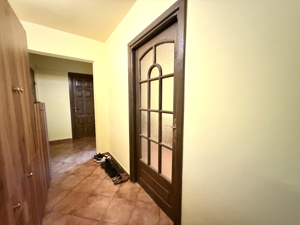 Apartament spatios, 3 camere, 70 mp utili - zona Dacia 