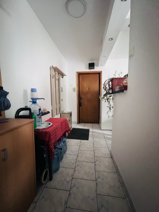  Apartament 2 camere, semidecomandat, 60 mp, parter, zona Lipovei