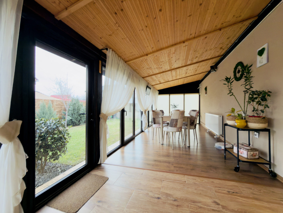 Casa individuala 4 camere, mobilata modern, teren 404mp in Utvin 