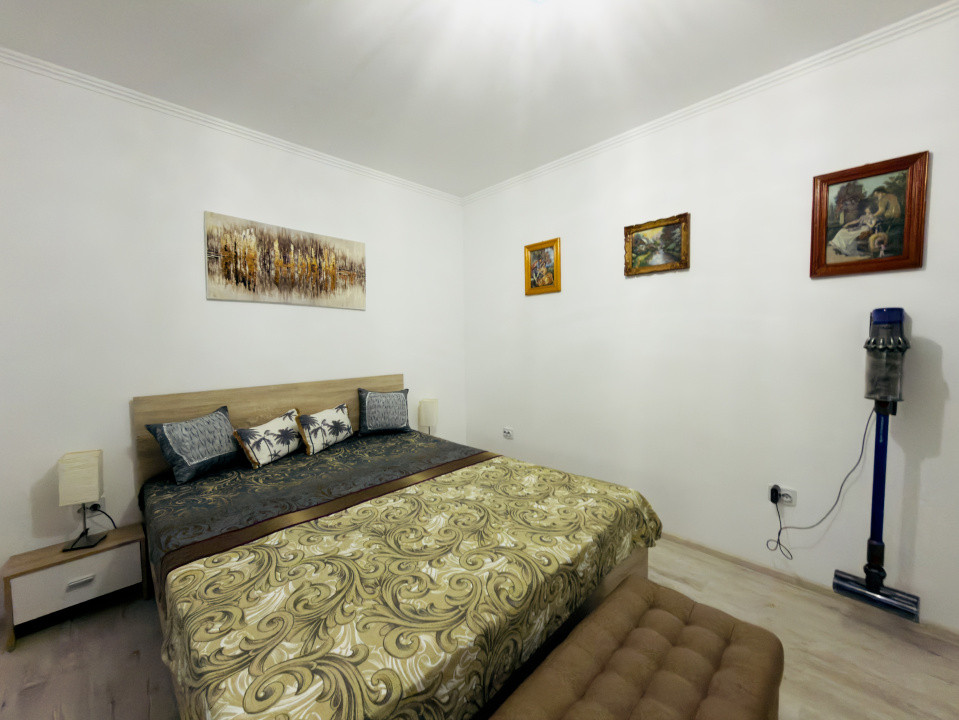 Casa individuala 4 camere, mobilata modern, teren 404mp in Utvin 