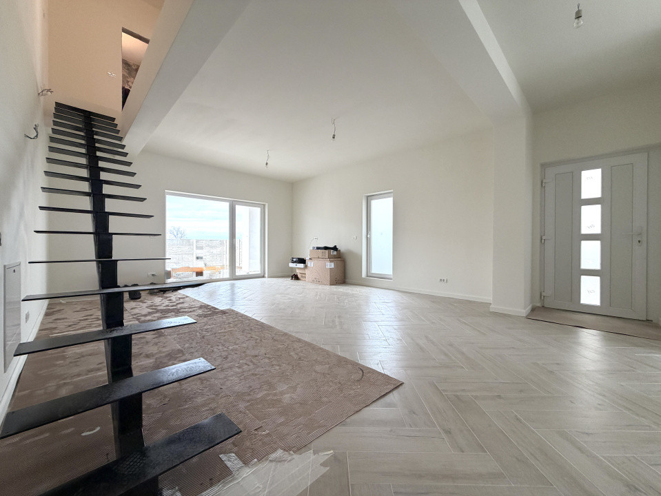 Duplex 4 camere, 110mp utili, 260mp teren, asfalt - Mosnita Noua