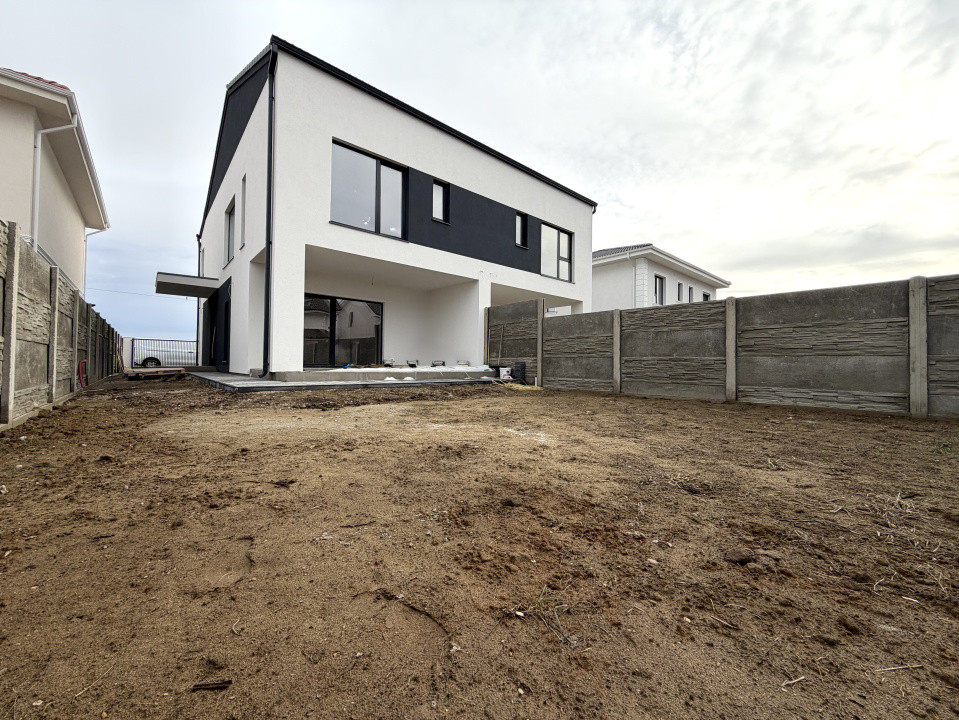 Duplex 4 camere, 110mp utili, 260mp teren, asfalt - Mosnita Noua
