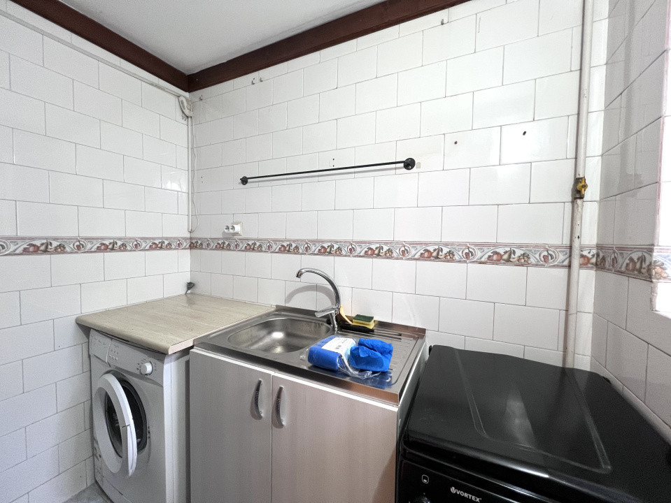  Apartament cu 1 camera,  43mp, etaj 2 - zona Centrala