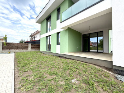 Apartament modern 3 camere, 68 mp utili, 70 mp gradina - Dumbravita 