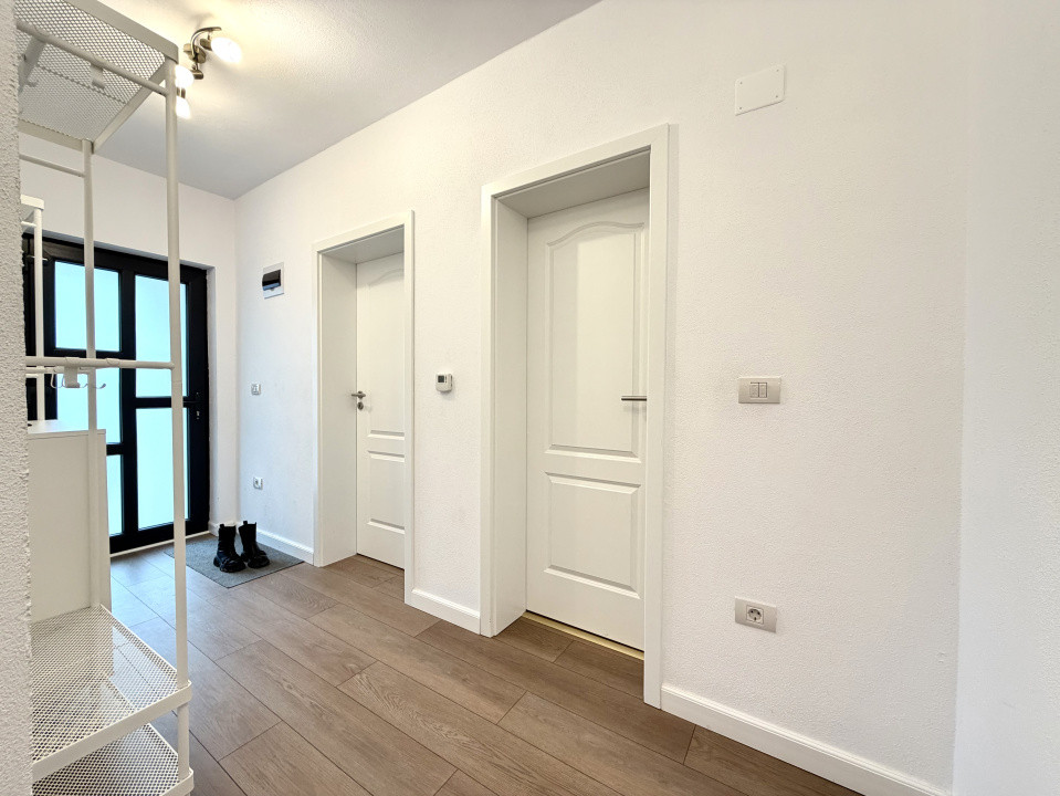 Duplex modern cu 3 camere, 100 mp utili + anexe - Ghiroda 