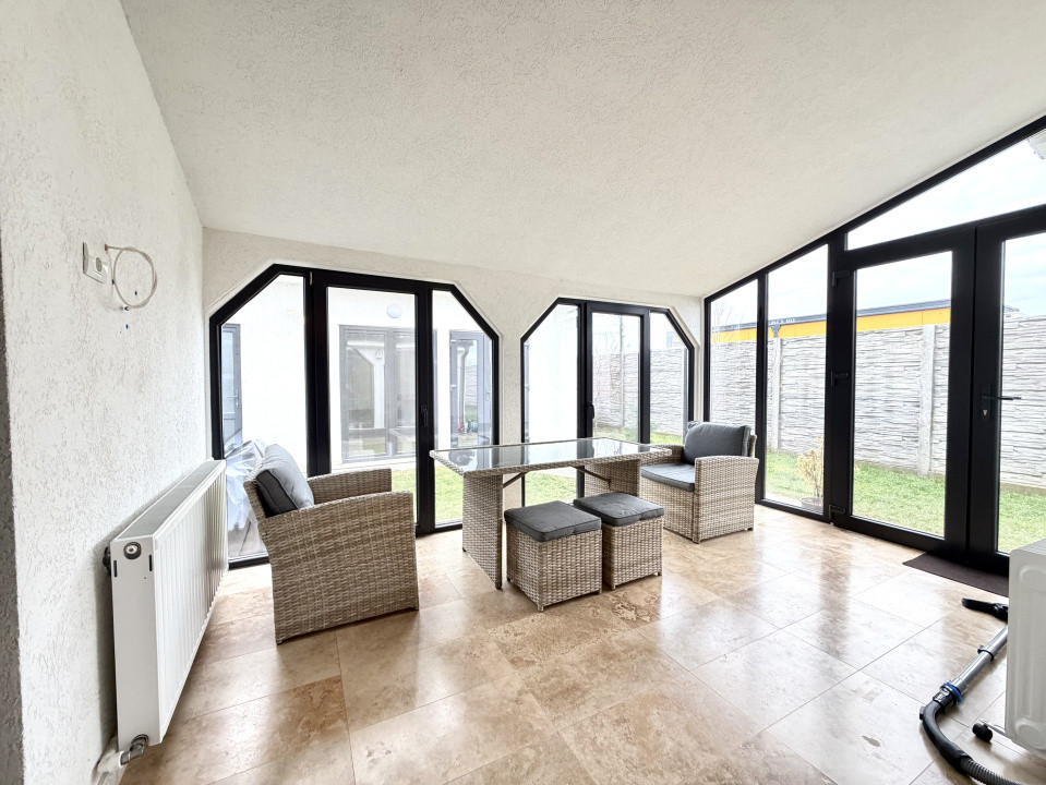 Duplex modern cu 3 camere, 100 mp utili + anexe - Ghiroda 