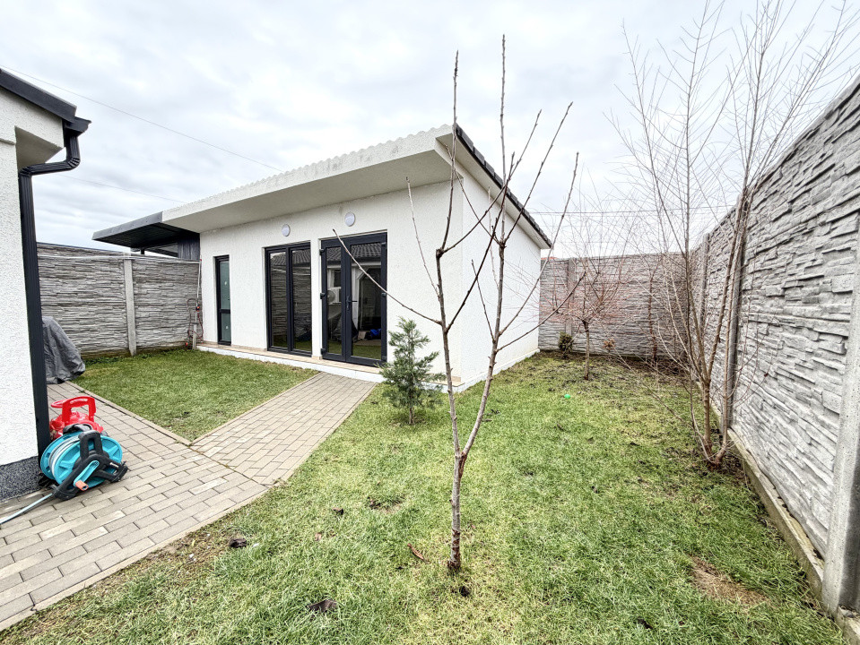 Duplex modern cu 3 camere, 100 mp utili + anexe - Ghiroda 