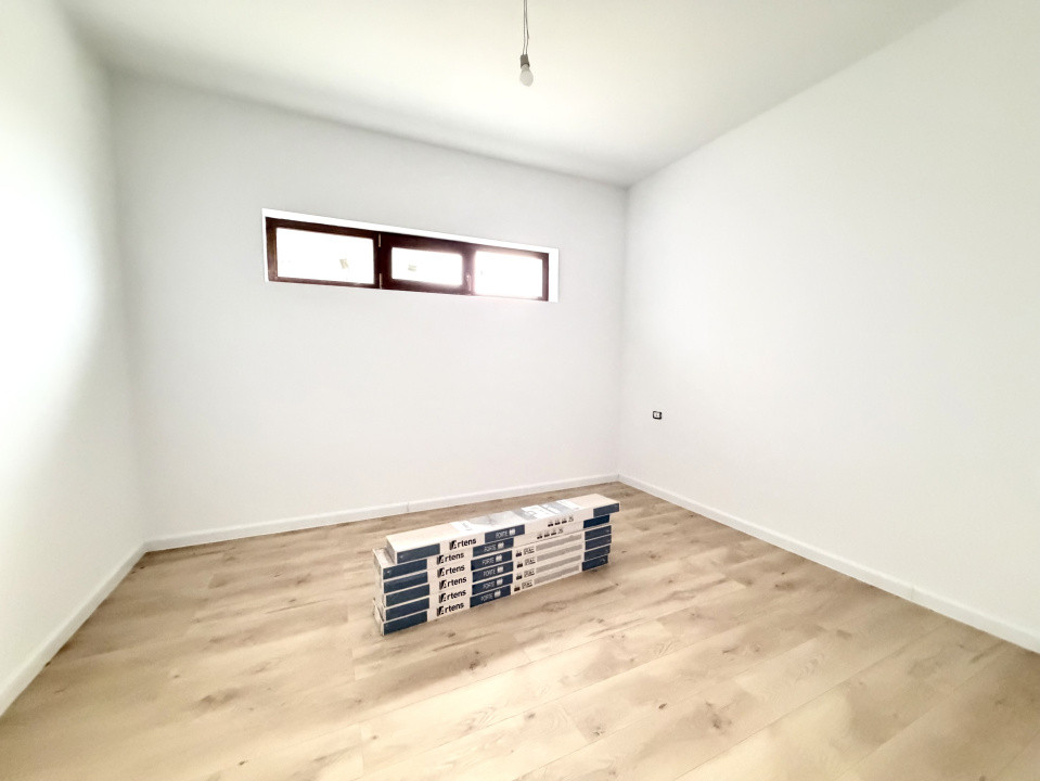 Duplex modern cu 3 camere, 70 mp utili, 250 mp teren - Sanandrei