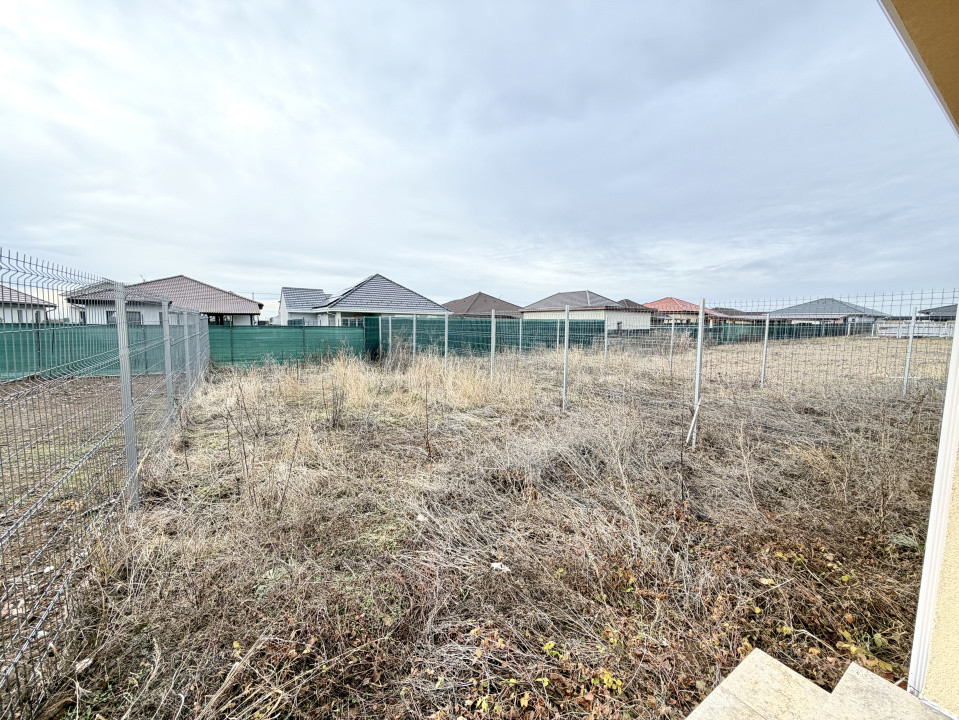 Duplex modern cu 3 camere, 70 mp utili, 250 mp teren - Sanandrei