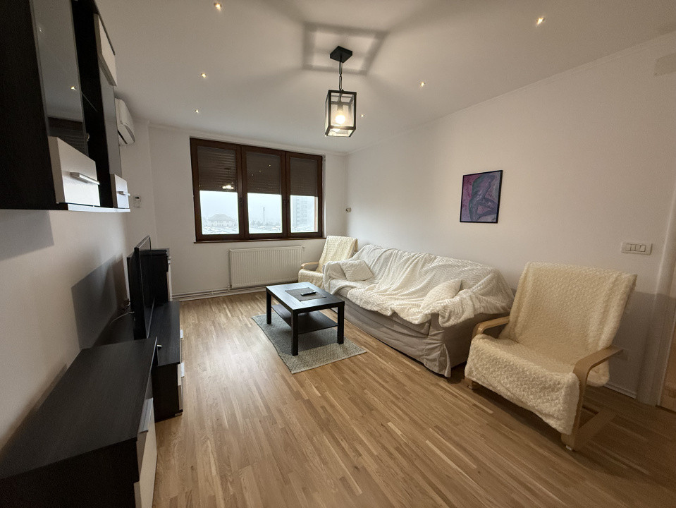 Apartament 3 camere, 73 mp, complet renovat - zona Garii