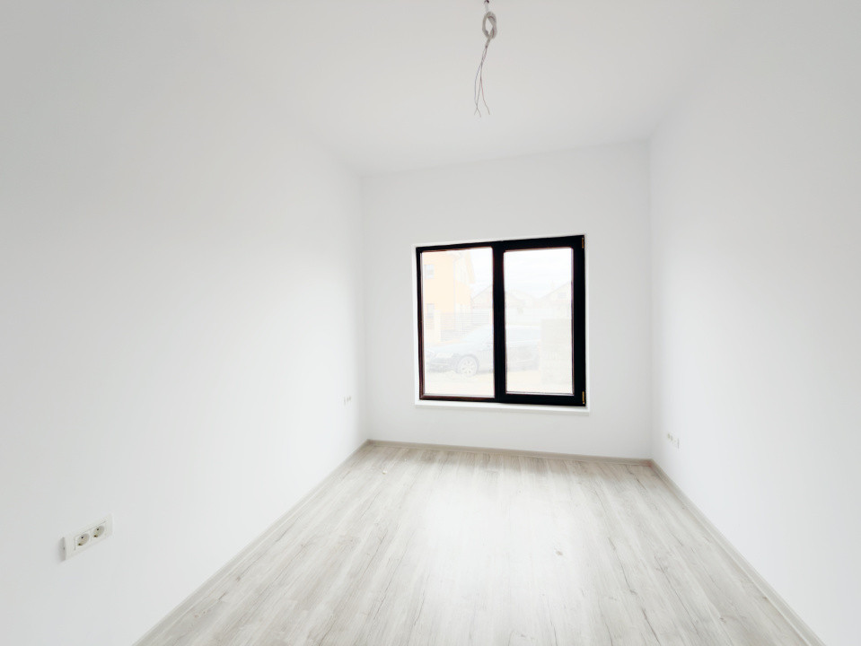 Duplex 5 camere, 116mp utili, 384 teren in Mosnita Veche