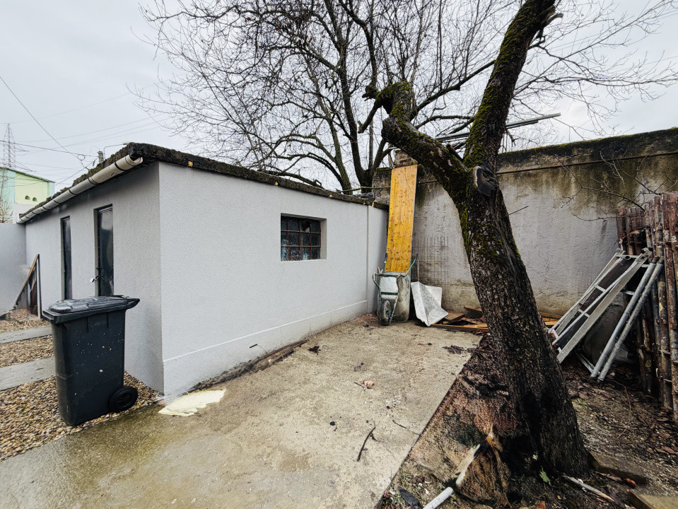 Casa individuala, 2 camere, 350mp teren, zona Blascovici