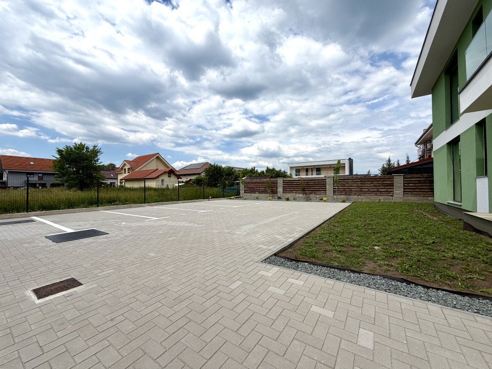Apartament spatios, 4 camere, 89 mp utili, 11 mp balcon - Dumbravita 