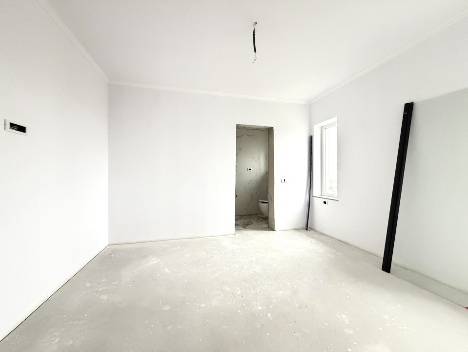 Duplex elegant cu 4 camere, 116 mp utili + piscina - Sanandrei