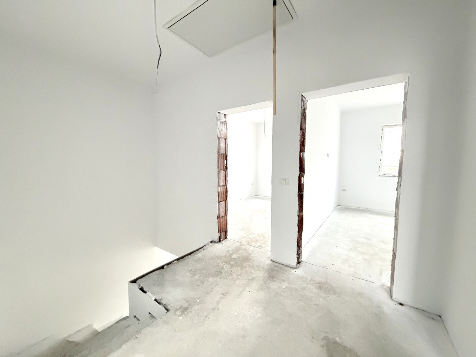 Duplex 4 camere, 100 mp utili, 330 mp teren - Giroc