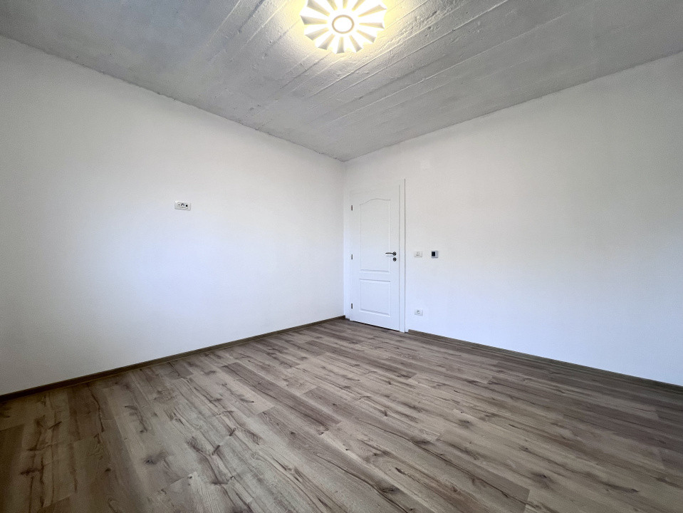 Duplex 5 camere, 130mp utili, 380 teren - Dumbravita, zona Cora