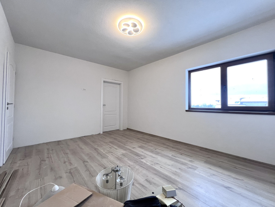 Duplex 5 camere, 130mp utili, 380 teren - Dumbravita, zona Cora