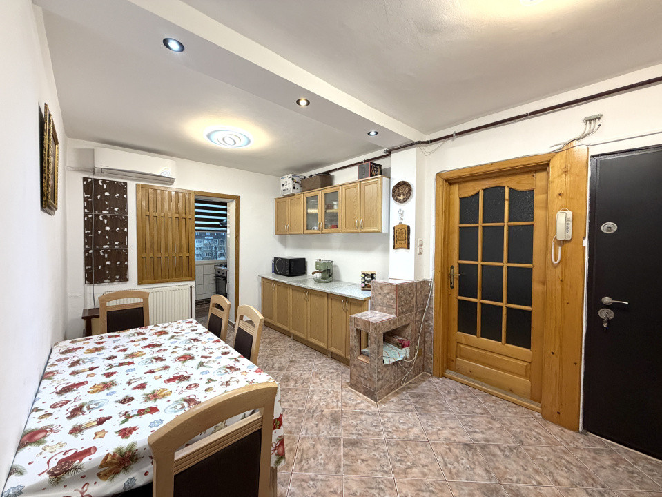 Apartament 2 camere, 52 mp utili, etaj 4, balcon 3mp -  Aradului