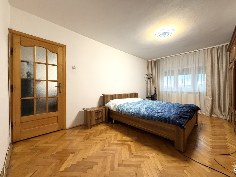 Apartament 2 camere, 52 mp utili, etaj 4, balcon 3mp -  Aradului
