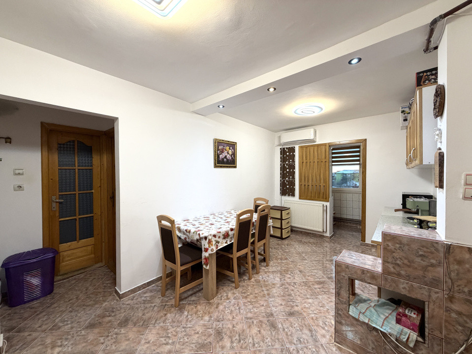 Apartament 2 camere, 52 mp utili, etaj 4, balcon 3mp -  Aradului