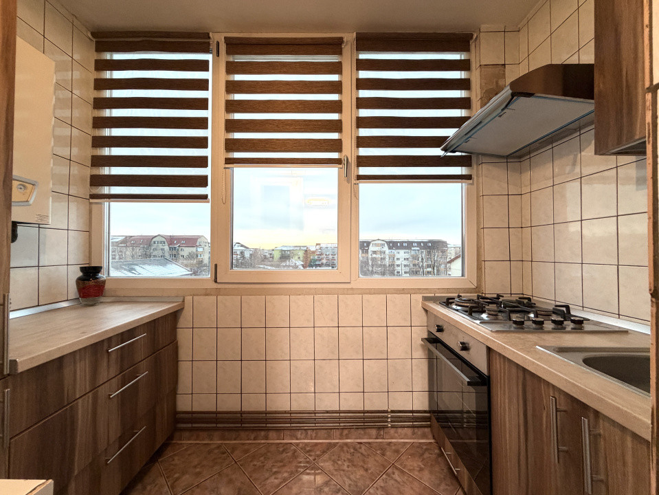 Apartament 2 camere, 52 mp utili, etaj 4, balcon 3mp -  Aradului