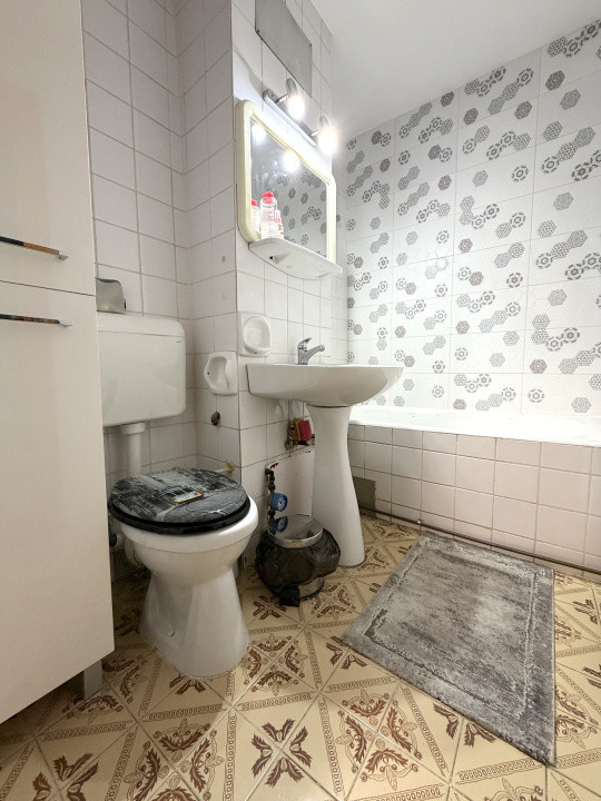 Apartament 2 camere, 52 mp utili, etaj 4, balcon 3mp -  Aradului