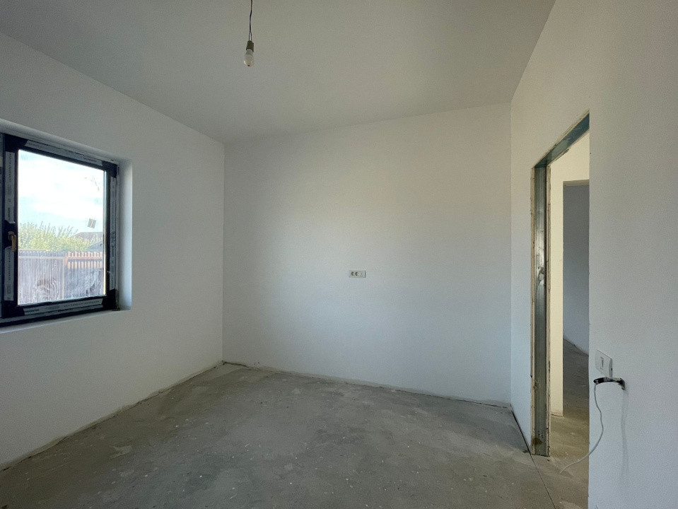 Duplex pe parter 4 camere - Mosnita Noua