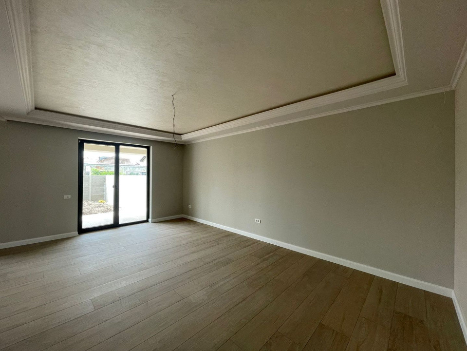 Duplex 5 camere cu finisaje premium cartier Europa Mosnita